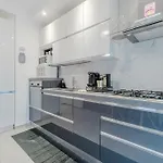 Appartamento Guesthost - Elegant Loft X4 - 500m Far From Porta Nuova *