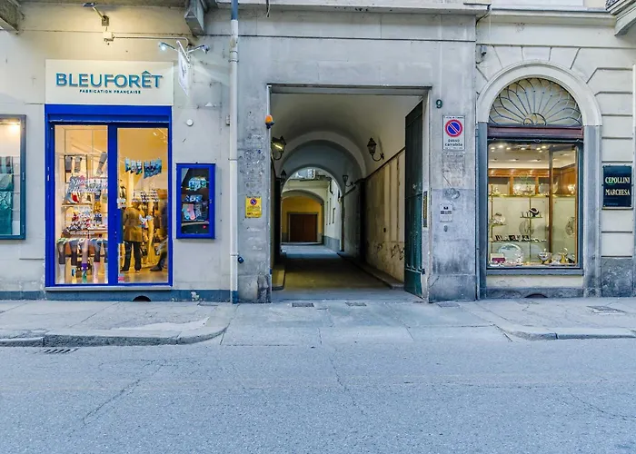 Guesthost - Elegant Loft X4 - 500m Far From Porta Nuova 公寓 *