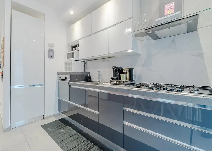 Daire Guesthost - Elegant Loft X4 - 500m Far From Porta Nuova *